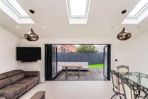 4 bedroom detached house for sale, Beatrice Road, Manchester M28