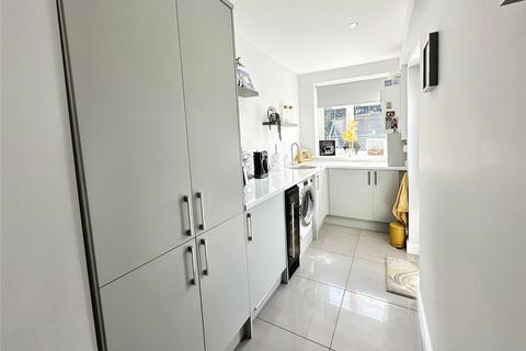 9 Ashmore Avenue, Wolverhampton, WV11 2LT