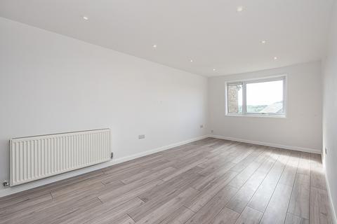 1 bedroom apartment for sale, Holyrood Crescent, Hertfordshire AL1