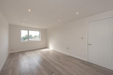 undefined, Holyrood Crescent, Hertfordshire AL1