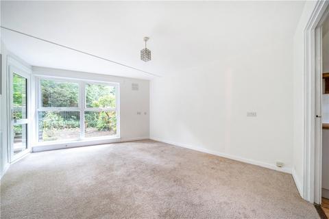 49 Garrick Close, London, W5 1AT