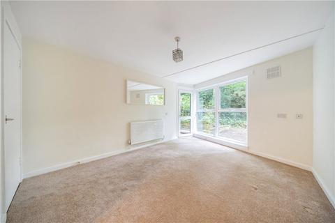 49 Garrick Close, London, W5 1AT