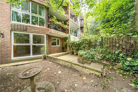 49 Garrick Close, London, W5 1AT