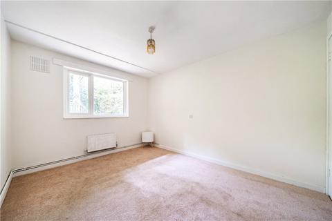 49 Garrick Close, London, W5 1AT