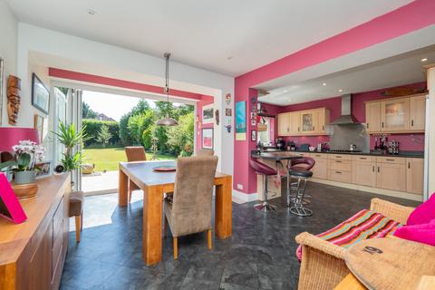 8 Ranmore Road, Sutton, SM2 7LT