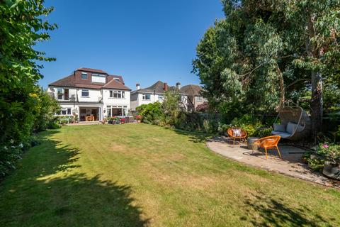 8 Ranmore Road, Sutton, SM2 7LT