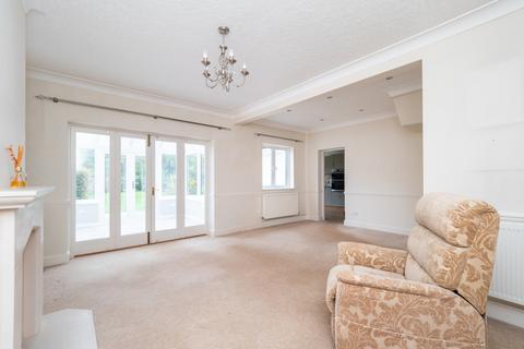 24 Wickham Avenue, Cheam, Sutton, SM3 8DU