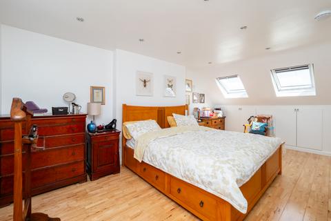 303 Sutton Common Road, Sutton, SM3 9NH