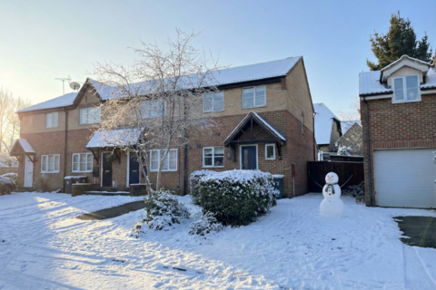3 bedroom end of terrace house to rent, Ash Grove, Essex CM6