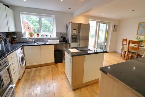 3 bedroom end of terrace house for sale, MILTON ROAD, WATERLOOVILLE