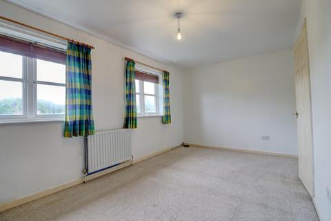 6 Barton Way, High Wycombe, HP13 6SY