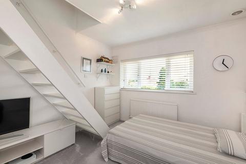 14 Milton Road, Welling, DA16 3NA
