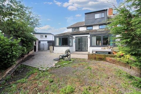 4 bedroom semi-detached house for sale, Rathmell Road, West Yorkshire LS15