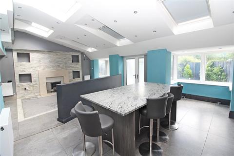 4 bedroom semi-detached house for sale, Rathmell Road, West Yorkshire LS15