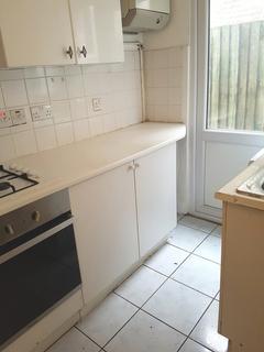 5 bedroom terraced house to rent, Arnold Road, London N15