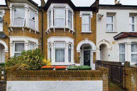 1 bedroom maisonette for sale, Stafford Road, Forest Gate, London E7