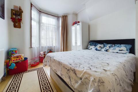 1 bedroom maisonette for sale, Stafford Road, Forest Gate, London E7