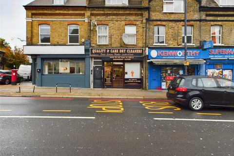 2 bedroom flat for sale, Kenworthy Road, Hackney, London E9