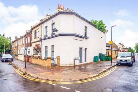 1 bedroom flat for sale, Odessa Road, Forest Gate, London E7