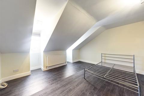2 bedroom flat to rent, Pembroke Road, Walthamstow E17