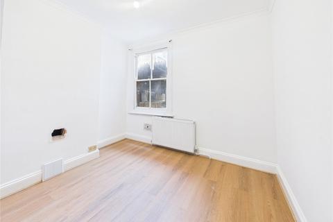 2 bedroom flat to rent, Forest Road, Walthamstow, London E17