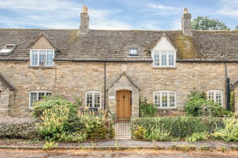 2 bedroom character property for sale, Well Cross, Edith Weston