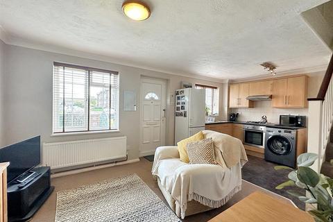 1 bedroom terraced house for sale, Snowdon Close, Eastbourne