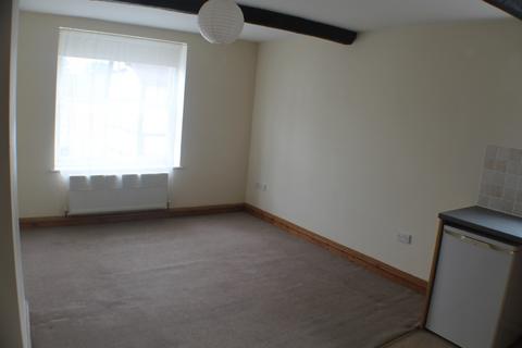 2 bedroom flat for sale, The Whitehorse, Cruxwell Street, BROMYARD, HR7