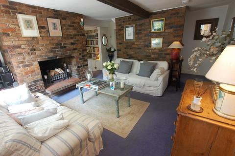 undefined, Kings Road, Greater Manchester OL6
