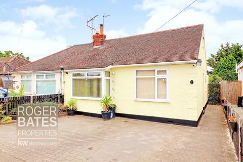 4 bedroom semi-detached house for sale, Avondale Road, Basildon, Essex