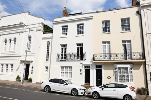 Chapel Court, Windsor Street, Leamington Spa