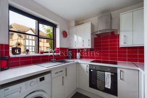 Flat 5, Norham Court Osbourne Road, Dartford, DA2 6RS