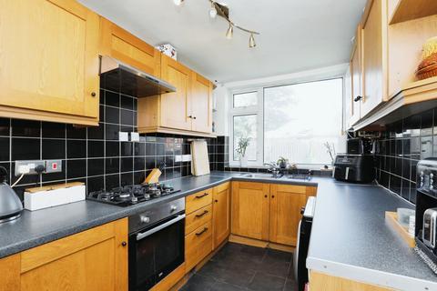 2 bedroom terraced house for sale, Newcastle Avenue, Nottinghamshire S80