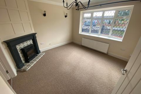 2 bedroom bungalow to rent, Wroot Road, Doncaster DN9