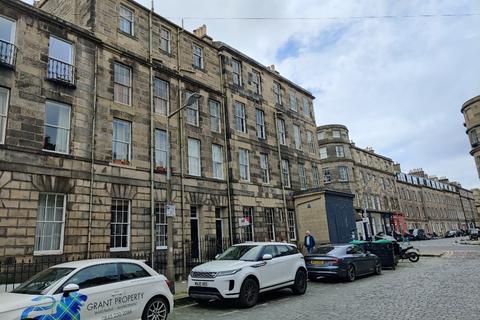 5 bedroom flat to rent, Broughton Place, Edinburgh, EH1