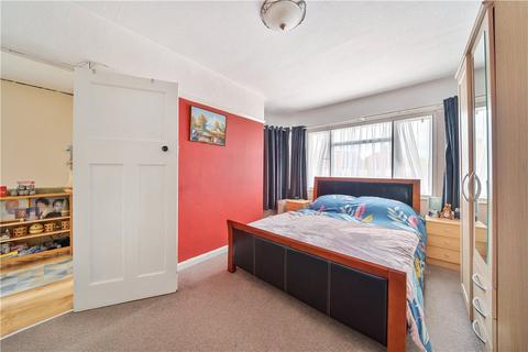 3 bedroom end of terrace house for sale, Wesley Avenue, Hounslow, TW3