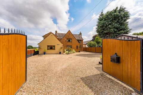 6 bedroom detached house for sale, Burrows Lane, Eccleston Lane Ends, L34