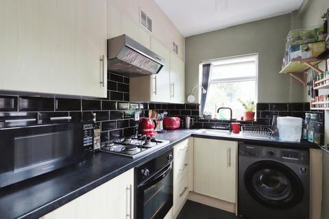 3 bedroom terraced house for sale, Dykes Hall Road, South Yorkshire S6