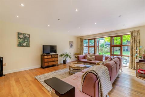 4 bedroom mews for sale, Somerfield Road, Maidstone