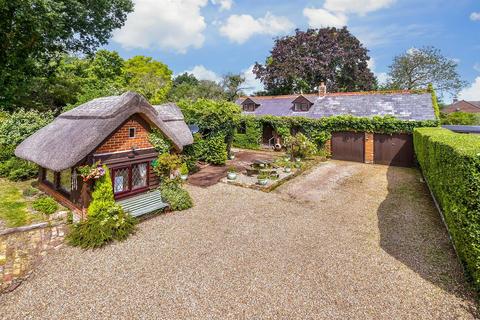 3 bedroom detached house for sale, Westmarsh, Canterbury, Kent