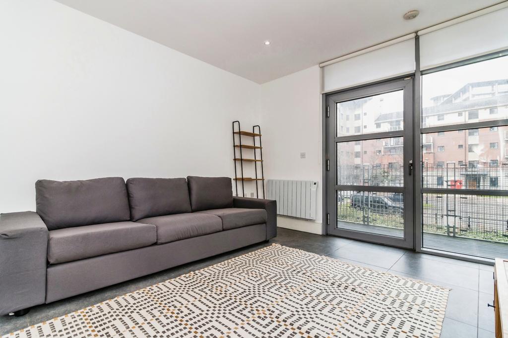 Apartment in Greater Manchester - View 3