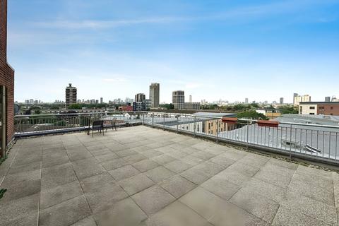 1 bedroom apartment to rent, Pelly Road, London E13
