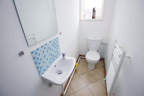 1 bedroom house to rent, Shelley Road, Preston PR2