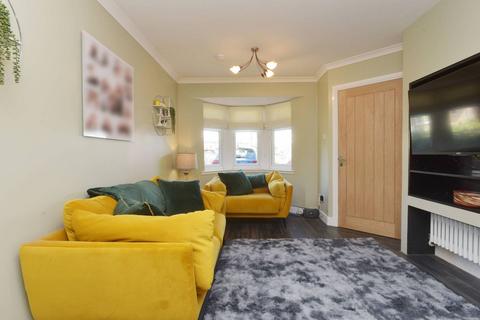 4 bedroom detached house for sale, 8 Mains Gardens, Tranent, EH33 1FB