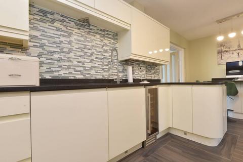 8 Mains Gardens, Tranent, EH33 1FB
