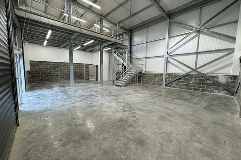 Industrial unit to rent, Units 13, 14 & 15 Block D, East Horton Business Park, Knowle Lane, Eastleigh, SO50 7DZ