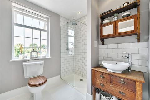 23 Copse Road, Cobham, KT11 2TN