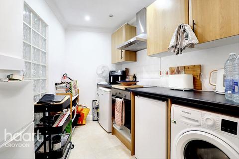 1 bedroom flat for sale, Selsdon Road, South Croydon