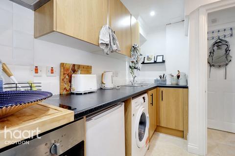 1 bedroom flat for sale, Selsdon Road, South Croydon