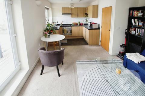 2 bedroom flat for sale, Sidcup Road, London, SE9